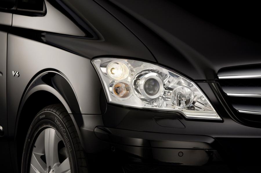  Mercedes-Benz Viano 2011 года  (фото 19 из 140)